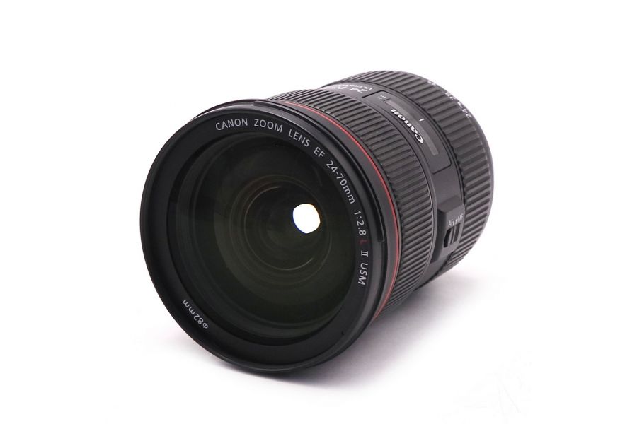 Объектив Canon EF 24-70mm f/2.8 L II USM в упаковке
