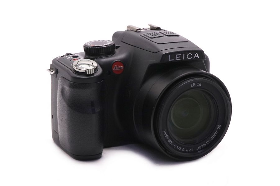 Компактная фотокамера Leica V-Lux 3 в упаковке