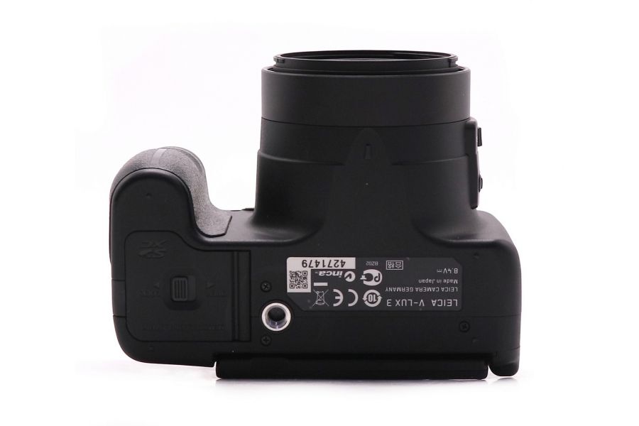 Компактная фотокамера Leica V-Lux 3 в упаковке