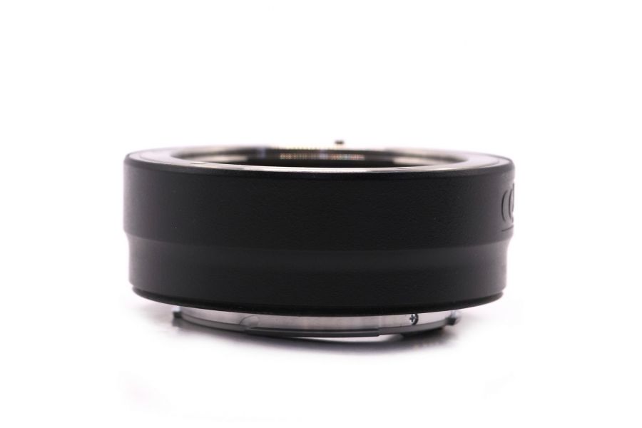 Переходник для Canon EF-EOS R в упаковке