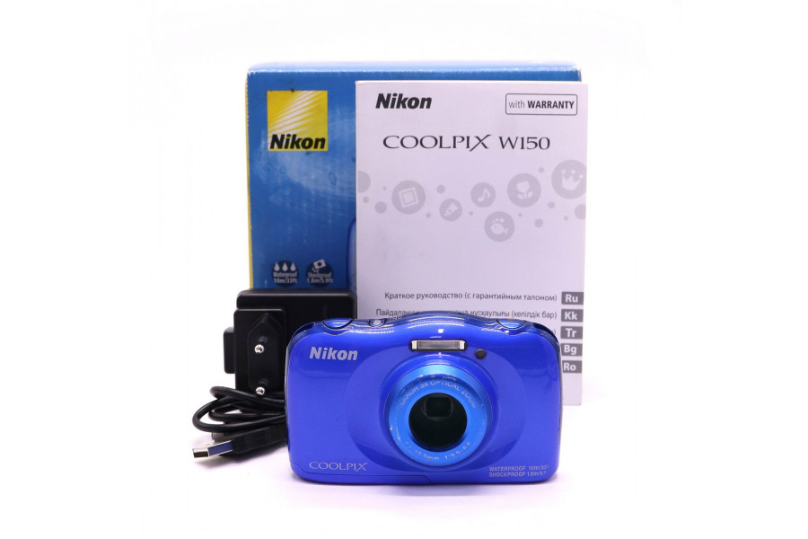 Компактная камера Nikon Coolpix W150 в упаковке