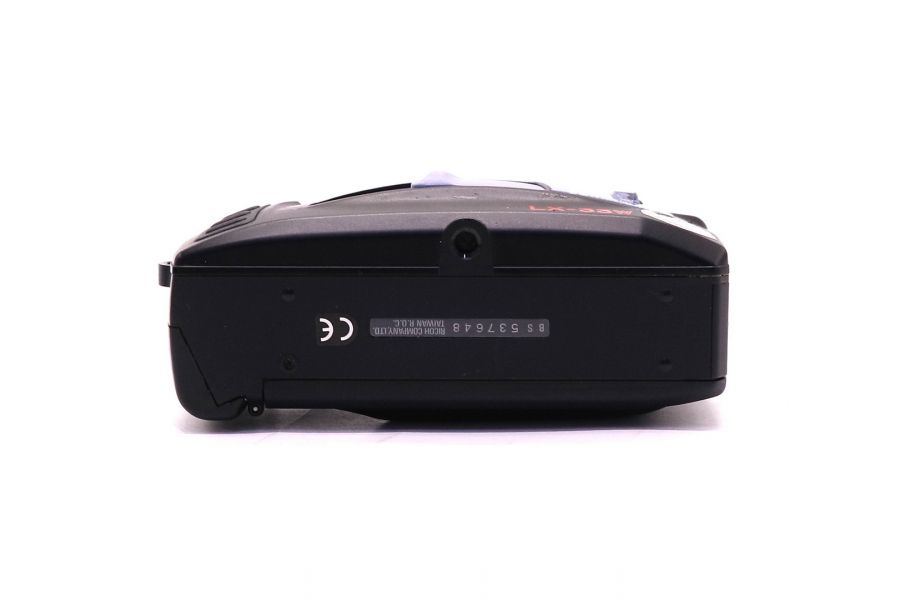 Пленочный компактный фотоаппарат Ricoh LX-33W