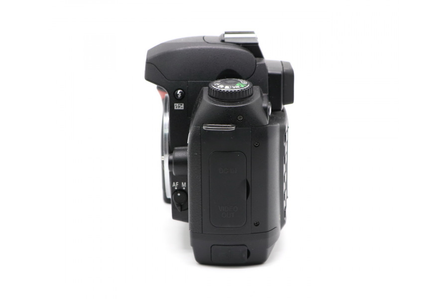 Фотокамера Nikon D70 body (пробег 2160 кадров)