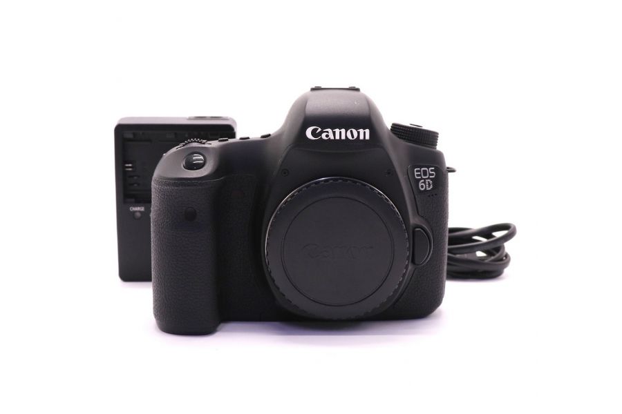 Фотокамера Canon EOS 6D body (пробег 4650 кадров)