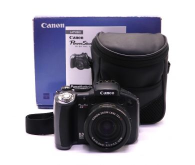 Компактный Canon PowerShot S5 IS в упаковке