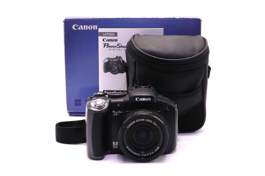 Компактный Canon PowerShot S5 IS в упаковке
