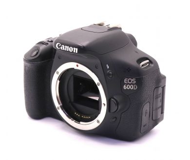 Камера Canon EOS 600D body (пробег 78825 кадров)