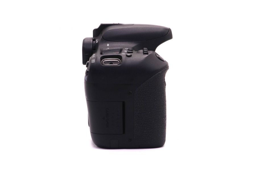 Canon EOS 77D body в упаковке (пробег 60205 кадров)