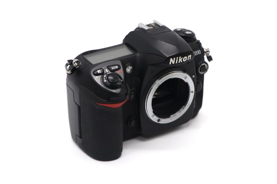 Фотокамера Nikon D200 body (пробег 28270 кадров)