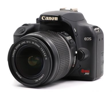 Canon EOS Rebel XS/Canon EOS 1000D kit (пробег 40040 кадров)