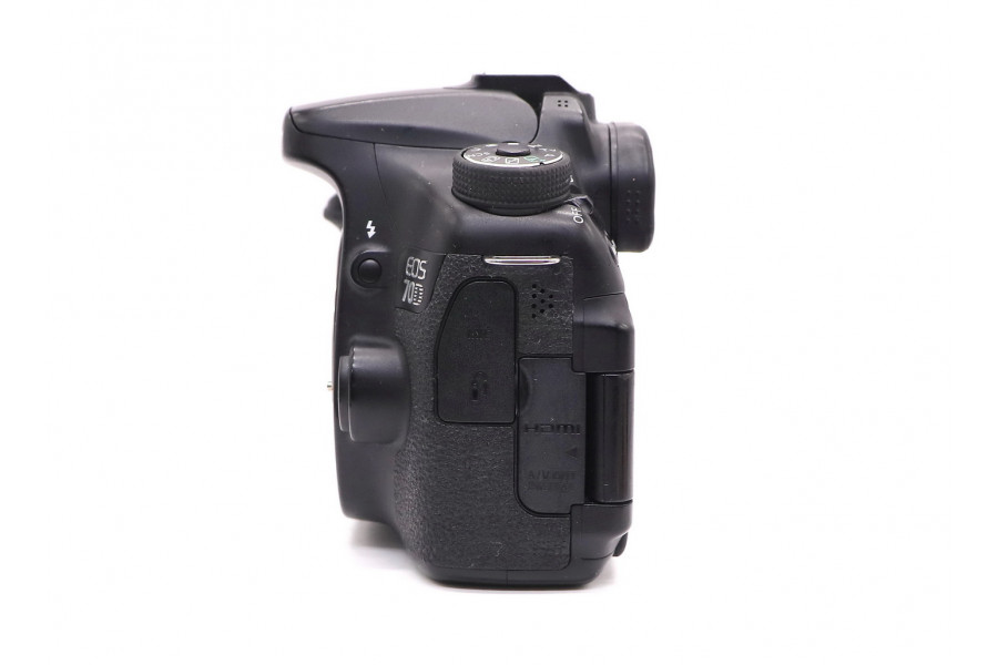 Камера Canon EOS 70D body (пробег неизвестен)
