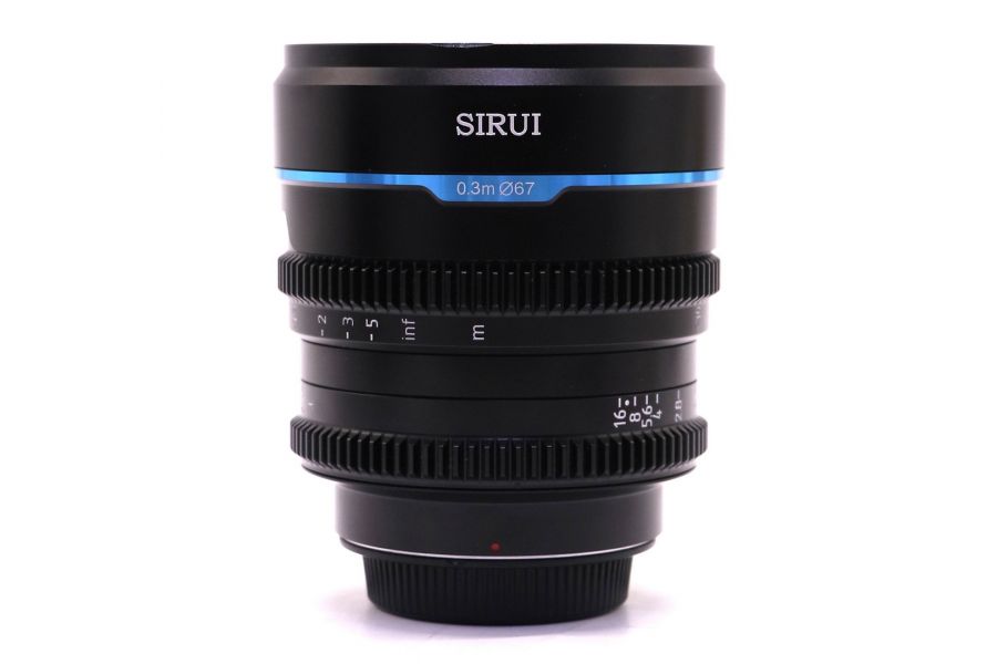 Sirui Nightwalker 24mm T1.2 S35 X-Mount в упаковке