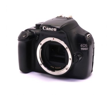 Камера Canon EOS 1100D body (пробег 3800 кадров)