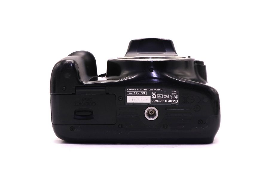 Камера Canon EOS 1100D body (пробег 3800 кадров)