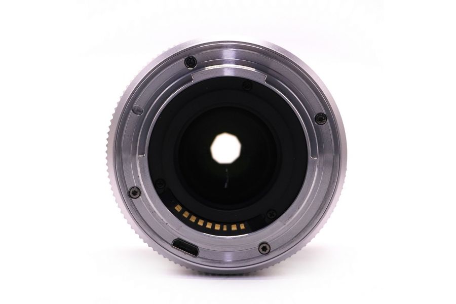 Viltrox AF 33mm f/1.4 STM ED IF в упаковке