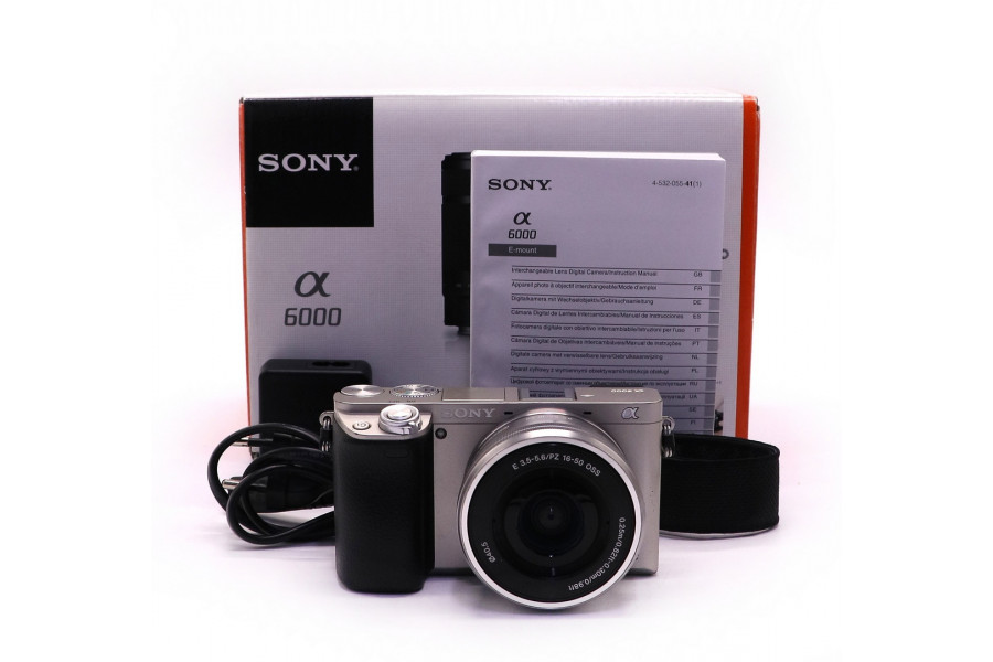 Sony A6000 ILCE-6000 kit в упаковке (пробег 49850 кадров)