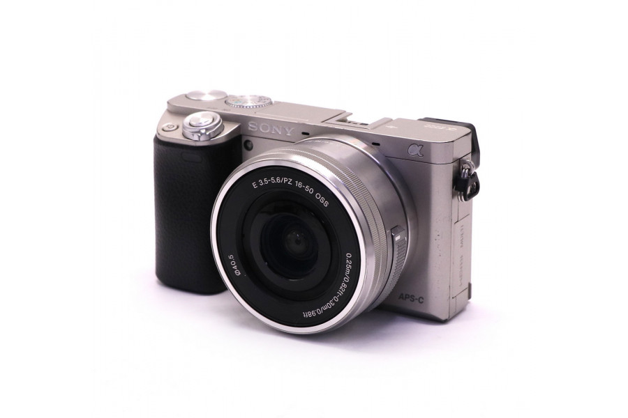 Sony A6000 ILCE-6000 kit в упаковке (пробег 49850 кадров)