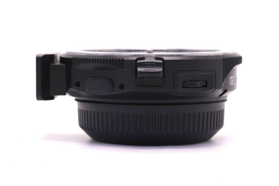 Переходник Metabones EF - MFT mount T Speed Booster XL 0.64x в упаковке