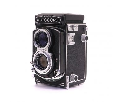 Cреднеформатная фотокамера Minolta Autocord