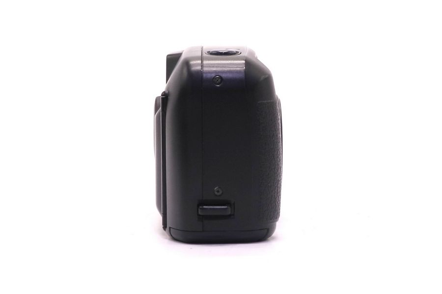 Плёночная камера Minolta Riva 100 AF Date в упаковке