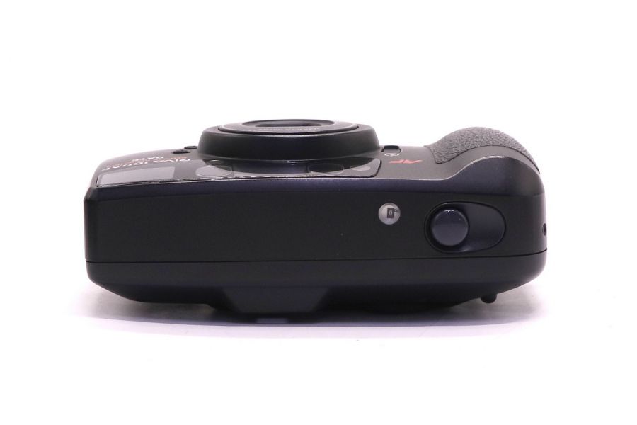 Плёночная камера Minolta Riva 100 AF Date в упаковке