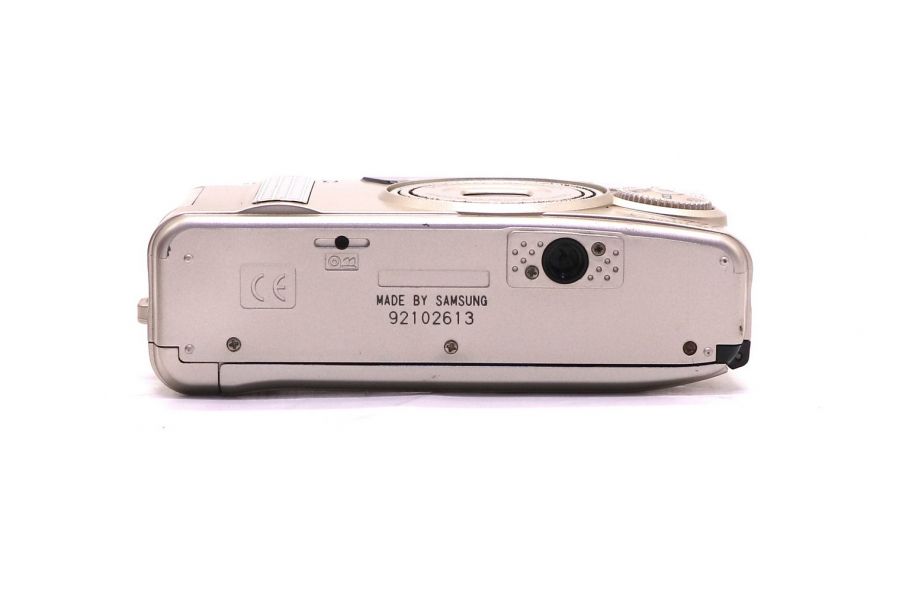 Автофокусный плёночный фотоаппарат Samsung Vega 77i