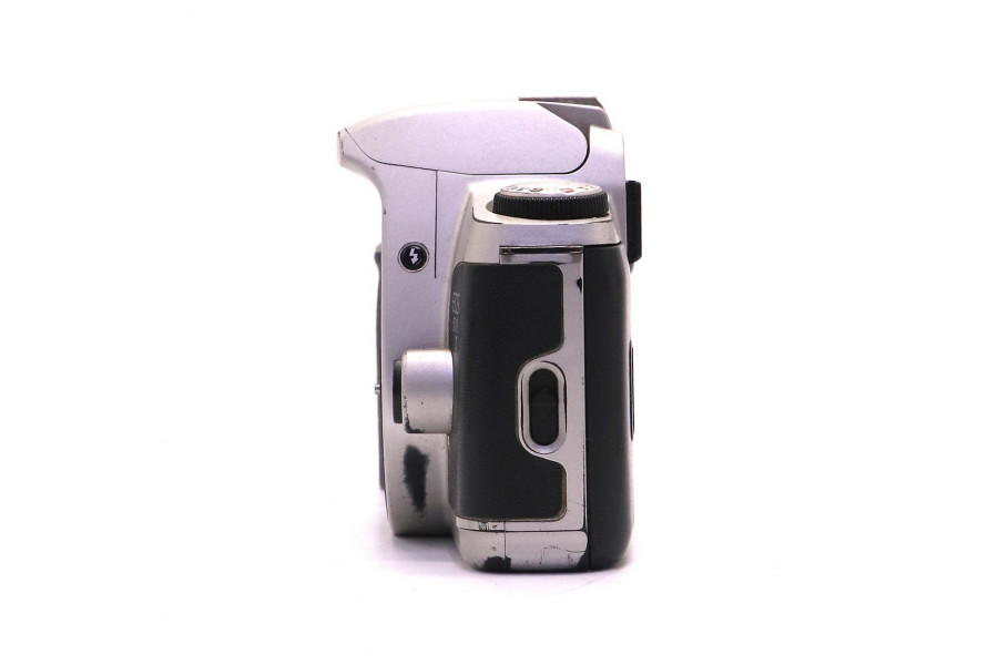 Зеркальный фотоаппарат Canon EOS 500N body