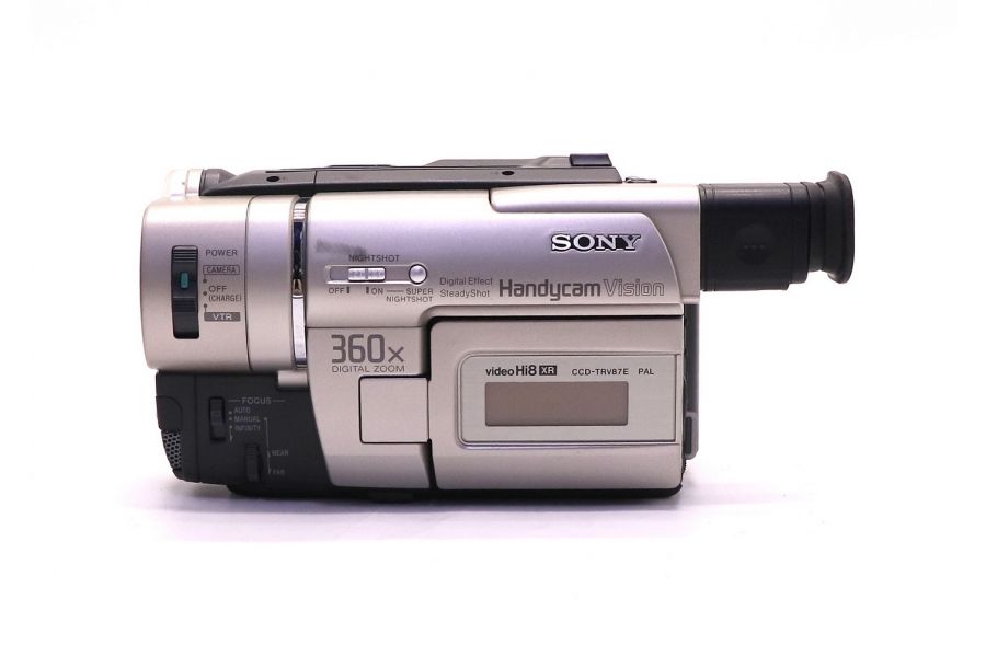 Компактная видеокамера Sony CCD-TRV87E Video8