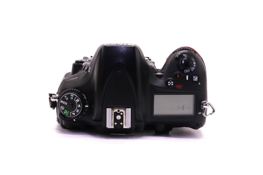 Nikon D610 body в упаковке (пробег 259000 кадров)