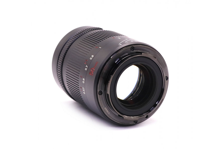 Объектив 7Artisans 50mm f/1.05 в упаковке