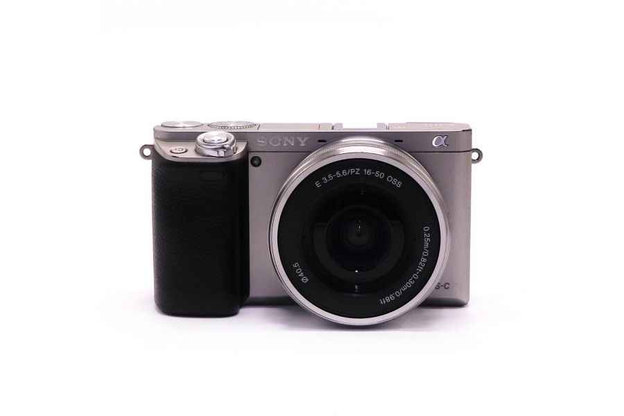 Sony A6000 ILCE-6000L kit (пробег 26500 кадров)