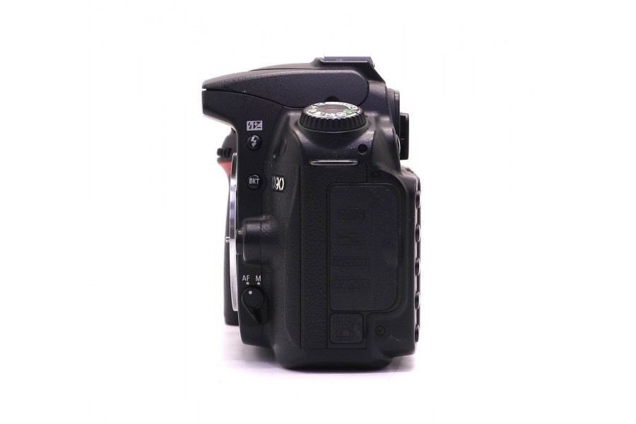 Зеркальный цифровой фотоаппарат Nikon D90 body