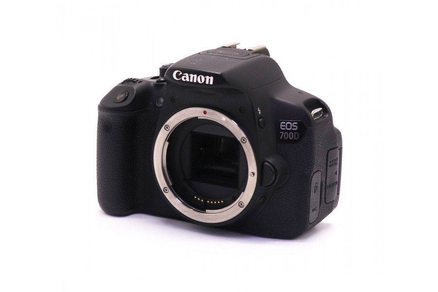 Камера Canon EOS 700D body (пробег 81795 кадров)