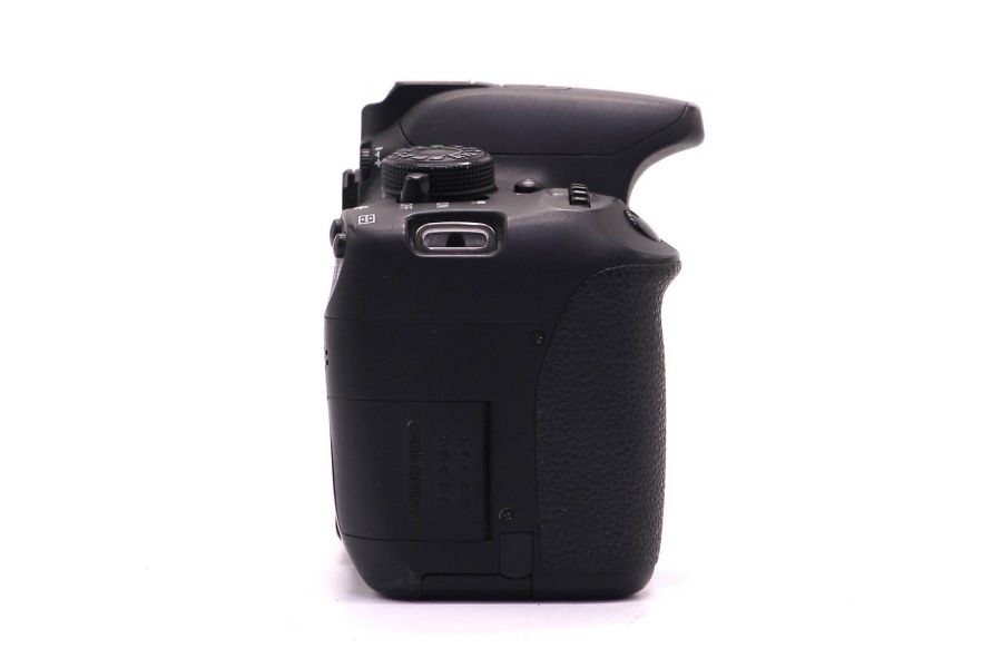 Камера Canon EOS 700D body (пробег 81795 кадров)