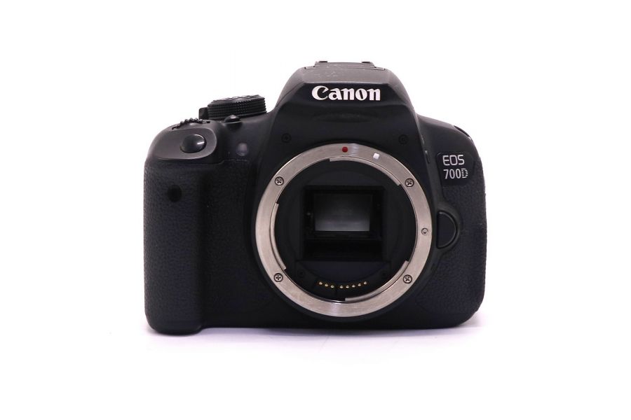 Камера Canon EOS 700D body (пробег 81795 кадров)