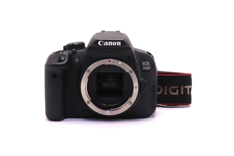 Камера Canon EOS 700D body (пробег 81795 кадров)