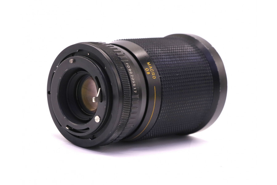 Зум-объектив Cosina 28-135mm f/4-5.4 MC Macro Canon FD