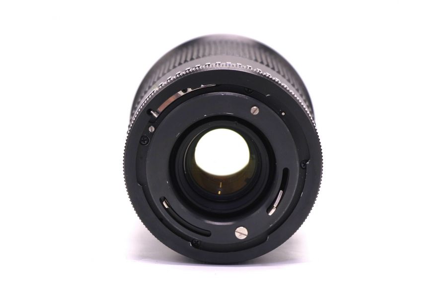 Зум-объектив Cosina 28-135mm f/4-5.4 MC Macro Canon FD