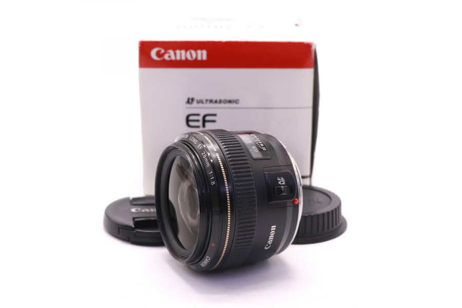 Объектив Canon EF 28mm f/1.8 USM в упаковке