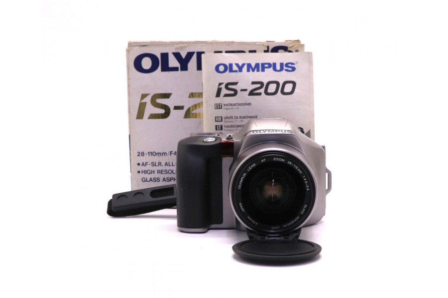 Зеркальная фотокамера Olympus IS-200 в упаковке