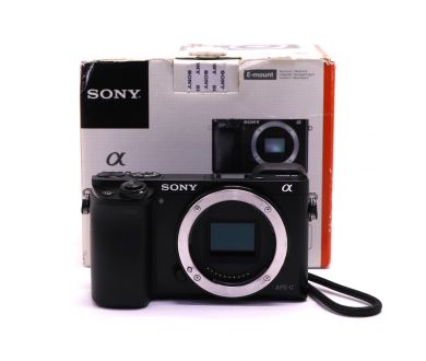 Sony A6000 ILCE-6000 body в упаковке (пробег 20545 кадров)