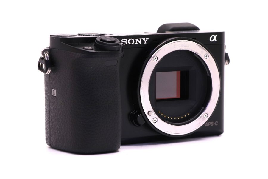 Sony A6000 ILCE-6000 body в упаковке (пробег 20545 кадров)