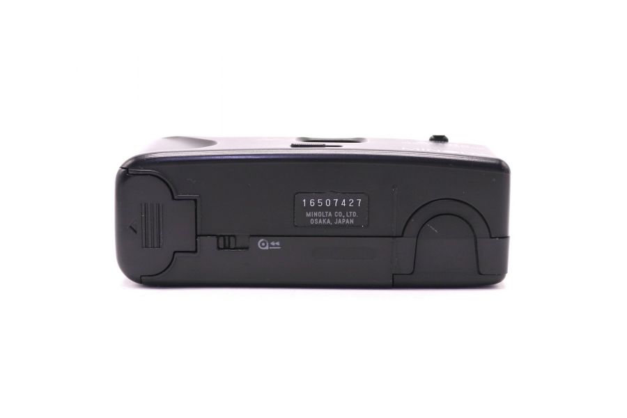 Компактная винтажная камера Minolta AF101R