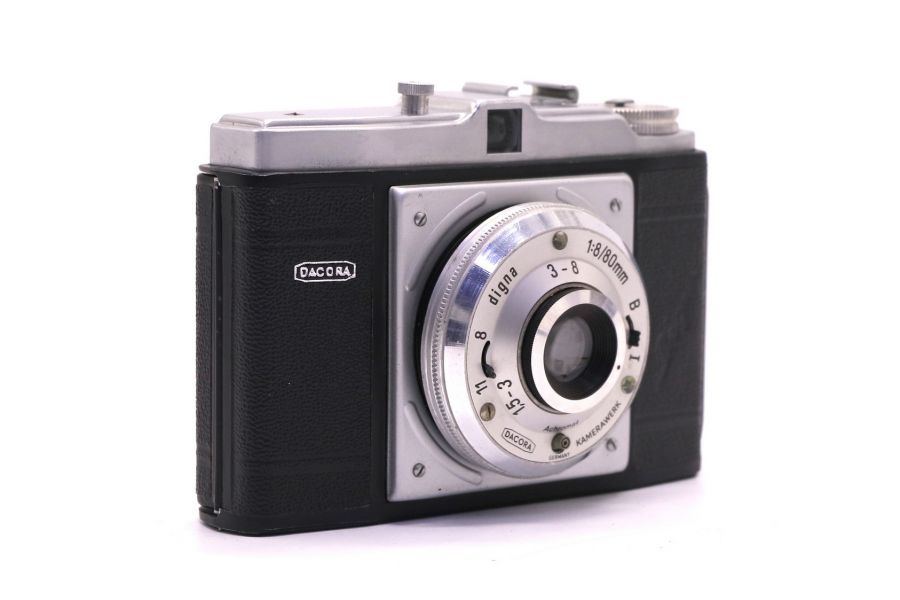 Немецкая среднеформатная фоткамера Dacora Digna