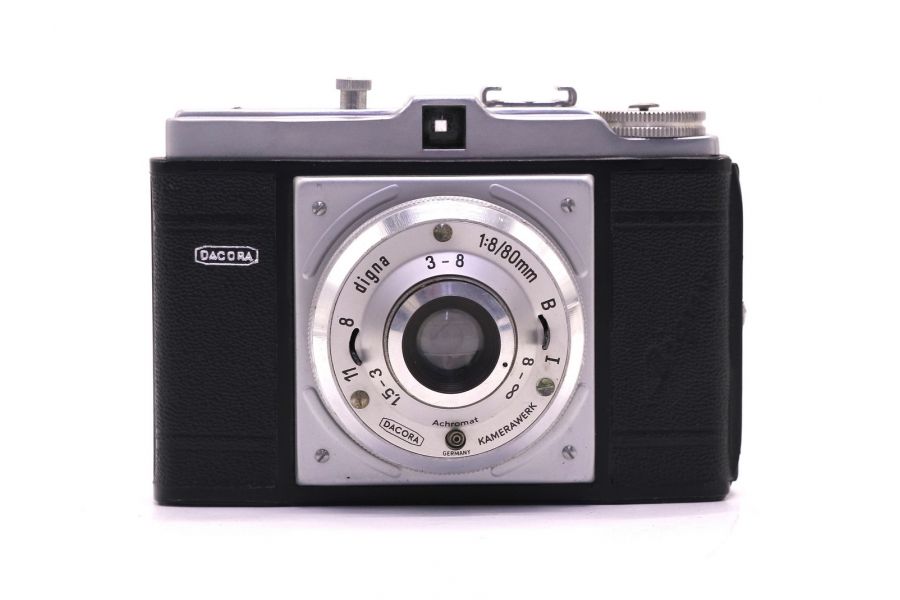 Немецкая среднеформатная фоткамера Dacora Digna