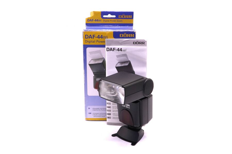 Фотовспышка Dorr Daf 44 Wi for Canon в упаковке