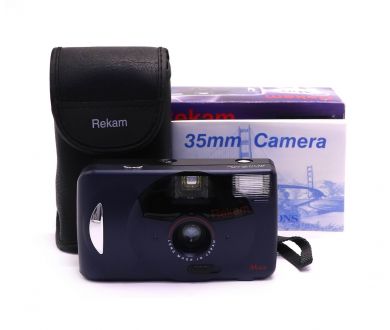 Компактная плёночная камера Rekam Max в упаковке