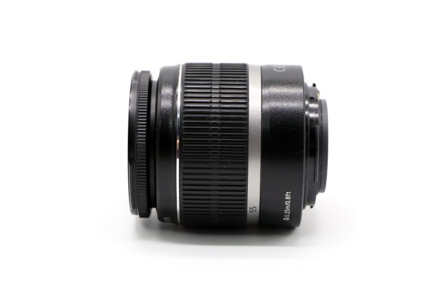 Цифровой зум-объектив Canon EF-S 18-55mm 3.5-5.6 IS