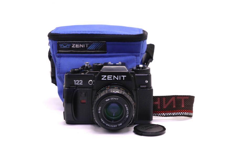 Зеркальная камера Зенит 122 + Зенитар-М2s МС 2/50