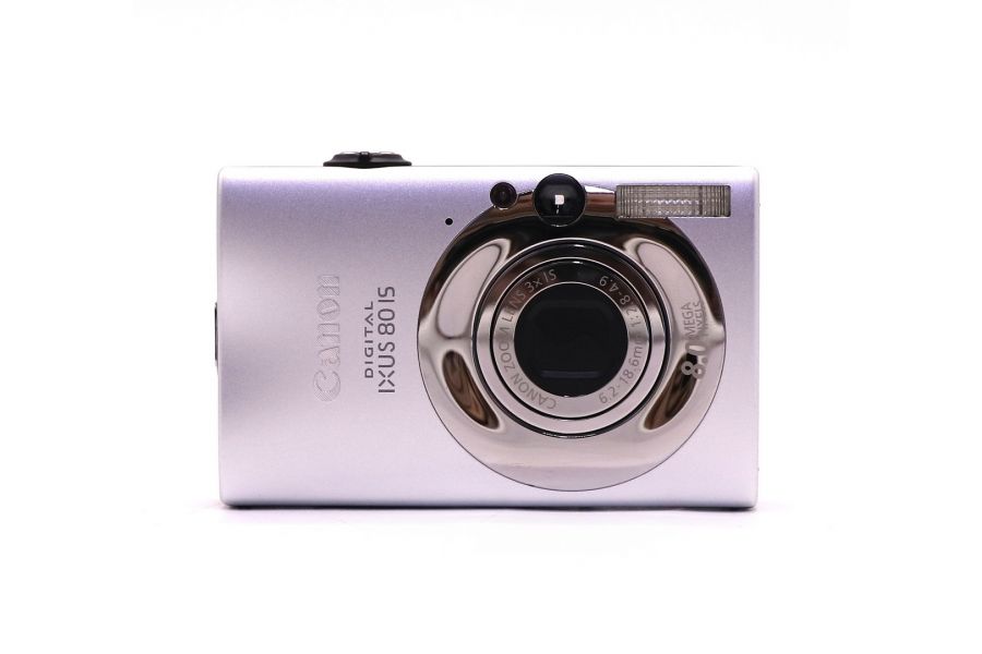 Цифровой фотоаппарат Canon IXUS 80 IS в упаковке